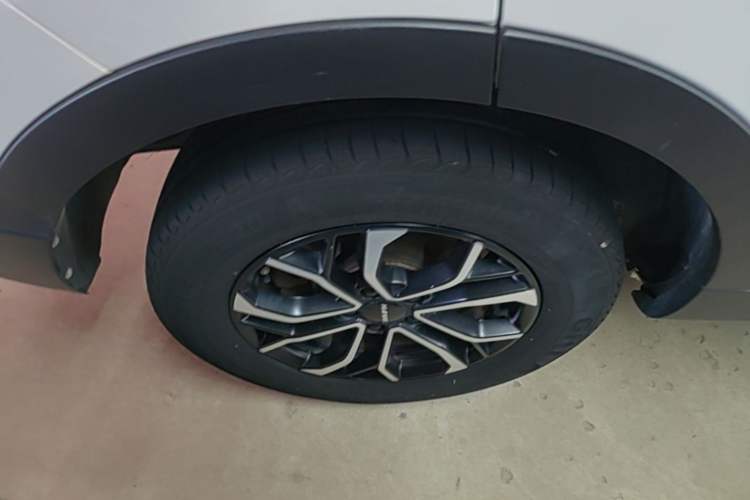 Used Haval H6 2021 National Trend Edition 1.5T Automatic Urban Version Right Rear Wheel Hub