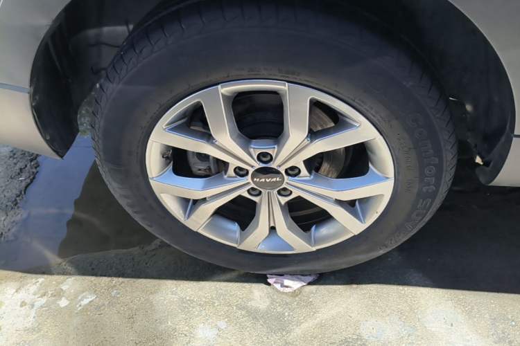 Used Haval H6 2021 National Trend Edition 1.5T Automatic Champion Version Right Rear Wheel Hub