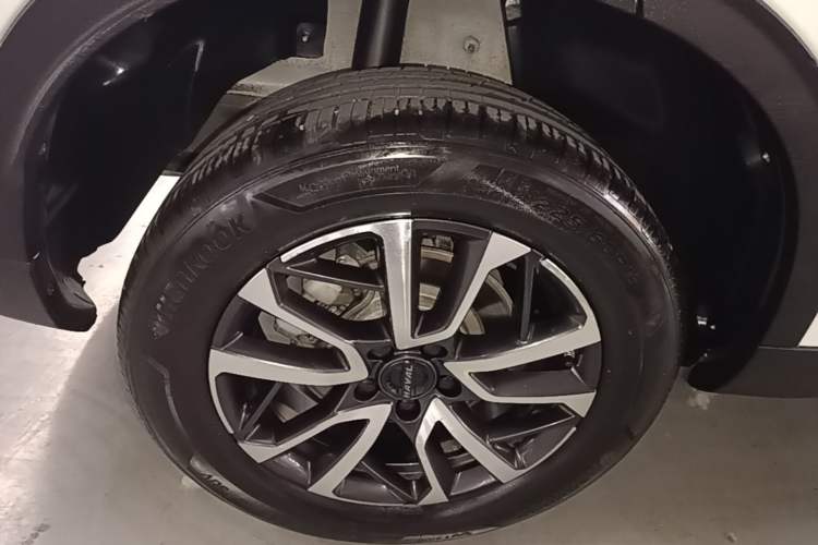 Used Haval H6 2021 3rd Generation 1.5T Automatic Two-Wheel Drive Max Right Rear Wheel Hub