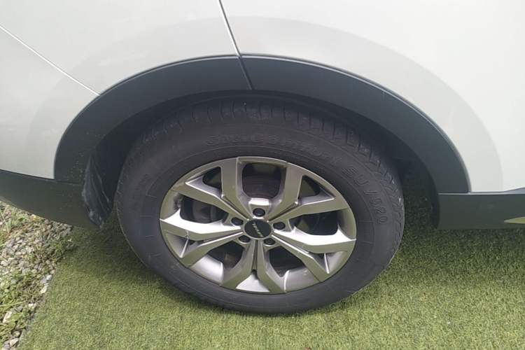 Used Haval H6 2021 National Trend Edition 1.5T Automatic Champion Version Right Rear Wheel Hub