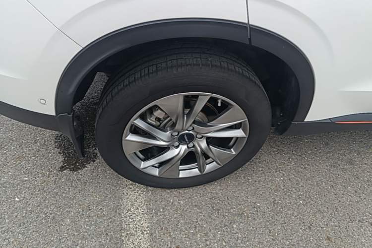 Used Haval H6 2021 3rd Generation 1.5T Automatic Two-Wheel Drive Supreme+ Right Rear Wheel Hub
