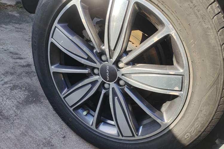 Used Haval H6 2021 1.5 GDIT Automatic Champion Edition Right Rear Wheel Hub