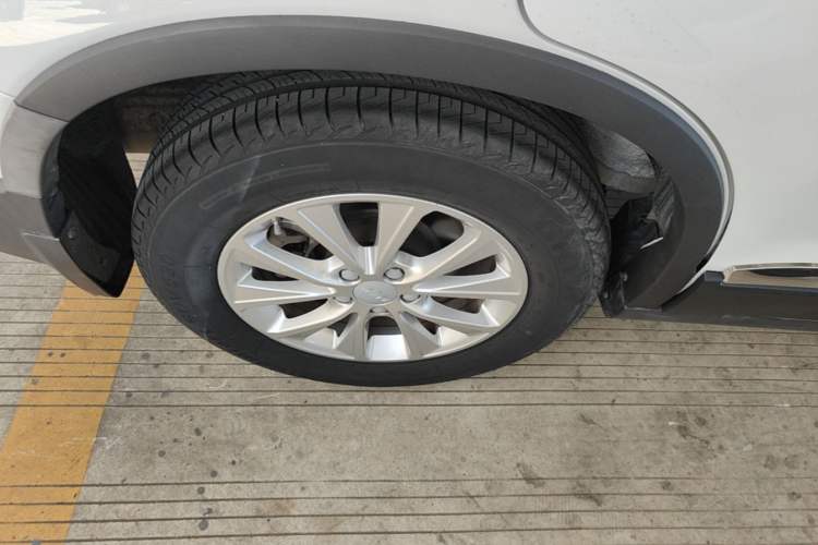 Used Haval H6 2021 Sport Edition 1.5T Automatic Elite Smart Connectivity Model U-Shape Grille Right Rear Wheel Hub