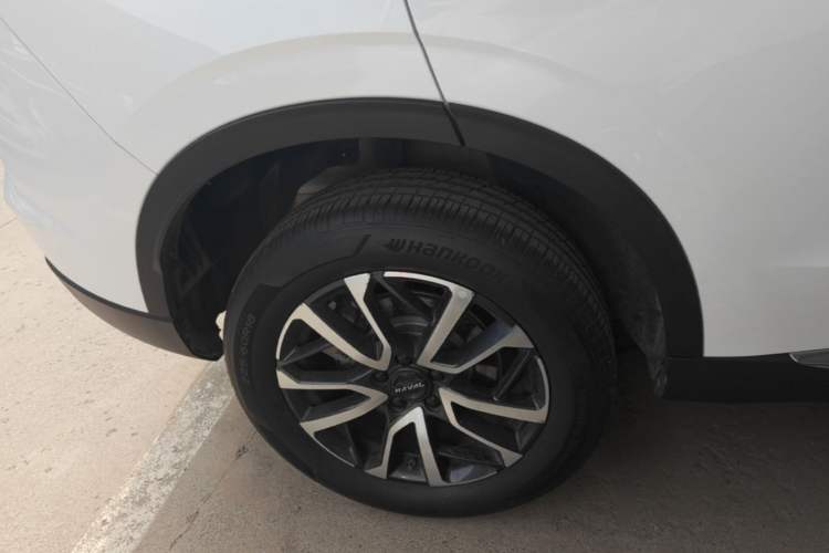 Used Haval H6 2021 3rd Generation 1.5T Automatic Two-Wheel Drive Max Right Rear Wheel Hub