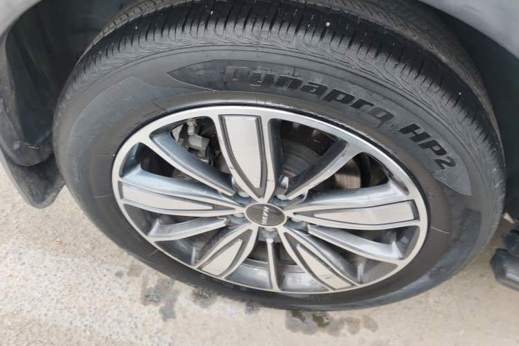 Used Haval H6 2021 1.5 GDIT Automatic Champion Edition Right Rear Wheel Hub