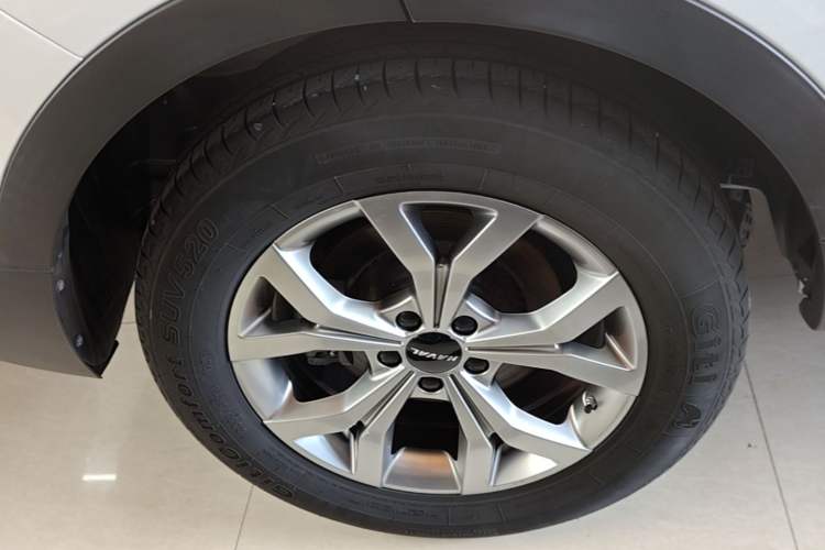 Used Haval H6 2021 National Trend Edition 1.5T Automatic Champion Version Right Rear Wheel Hub