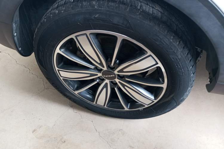 Used Haval H6 2021 1.5 GDIT Automatic Ultra-Luxury Edition Right Rear Wheel Hub