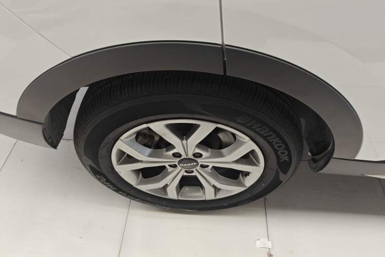 Used Haval H6 2021 National Trend Edition 1.5T Automatic Champion Version Right Rear Wheel Hub