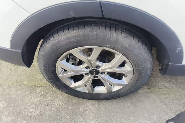 Used Haval H6 2021 National Trend Edition 1.5T Automatic Champion Version Right Rear Wheel Hub