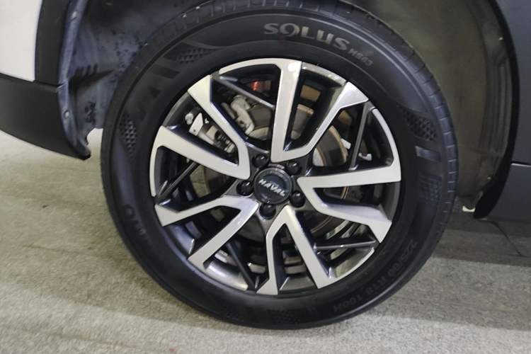 Used Haval H6 2021 3rd Generation 1.5T Automatic Two-Wheel Drive Max Right Rear Wheel Hub