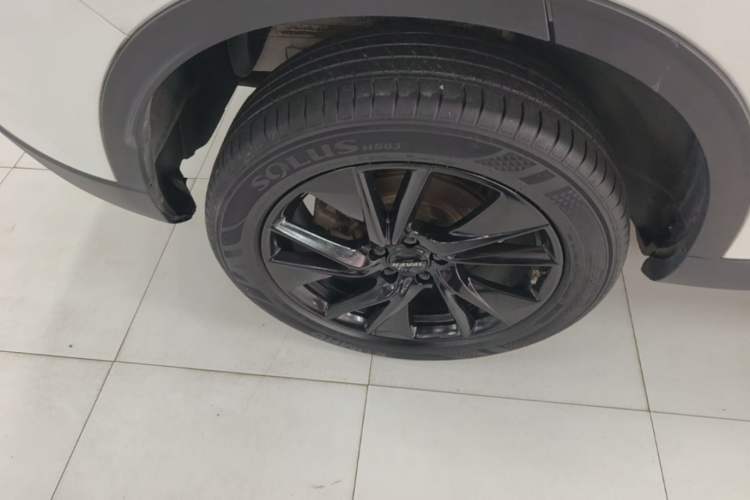 Used Haval H6 2021 3rd Generation 2.0T Automatic Two-Wheel Drive Max Right Rear Wheel Hub