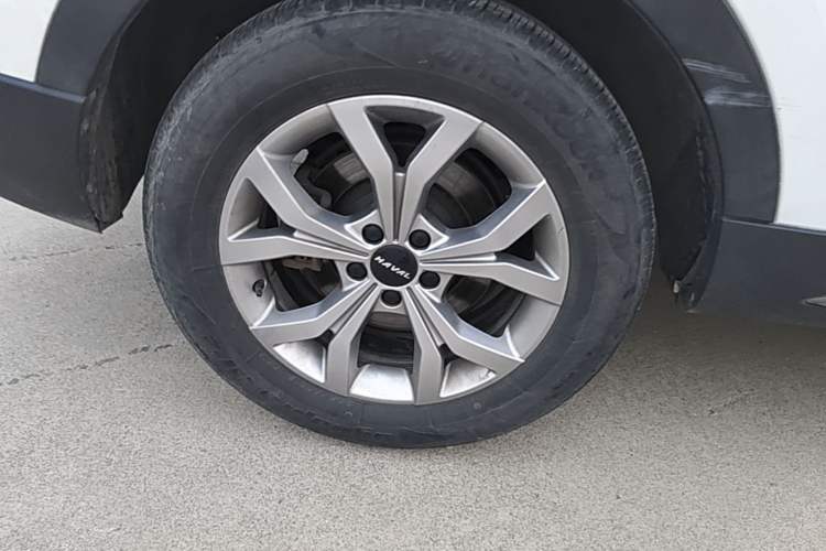 Used Haval H6 2021 National Trend Edition 1.5T Automatic Champion Version Right Rear Wheel Hub