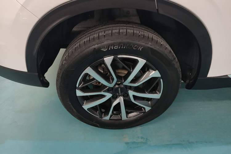 Used Haval H6 2021 3rd Generation 1.5T Automatic Two-Wheel Drive Pro Right Rear Wheel Hub