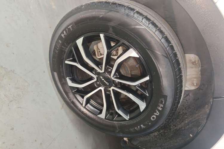 Used Haval H6 2021 National Trend Edition 1.5T Automatic Urban Version Right Rear Wheel Hub