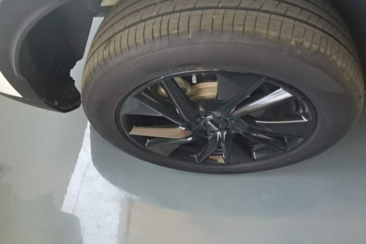 Used Haval H6 2021 3rd Generation 2.0T Automatic All-Wheel Drive Max Right Rear Wheel Hub