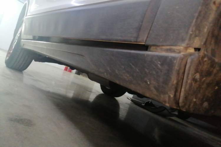 Used Haval H6 2021 Sport Edition 1.5T Automatic Elite Smart Connectivity Model U-Shape Grille Right Side Sill