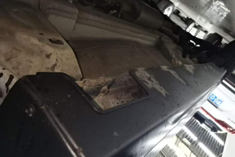 Used Haval H6 2021 Sport Edition 1.5T Automatic Elite Smart Connectivity Model U-Shape Grille Right Side Sill