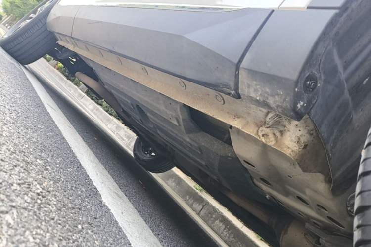 Used Haval H6 2021 3rd Generation 1.5T Automatic Two-Wheel Drive Max Right Side Sill