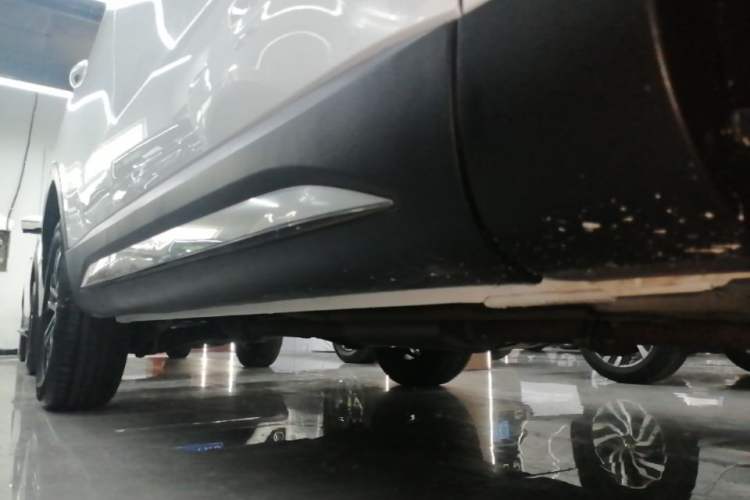 Used Haval H6 2021 National Trend Edition 1.5T Automatic Urban Version Right Side Sill