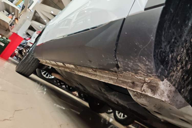 Used Haval H6 2021 3rd Generation 1.5T Automatic Two-Wheel Drive Pro Right Side Sill