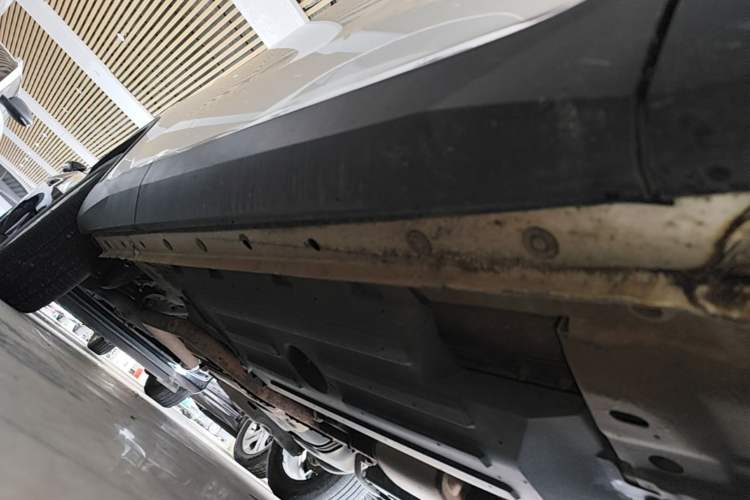 Used Haval H6 2021 3rd Generation 1.5T Automatic Two-Wheel-Drive Supreme Right Side Sill