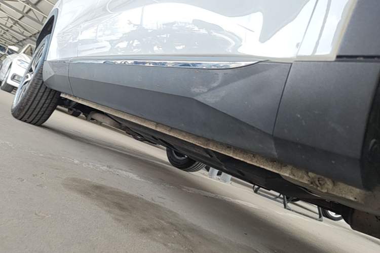 Used Haval H6 2021 3rd Generation 1.5T Automatic Two-Wheel Drive Pro Right Side Sill