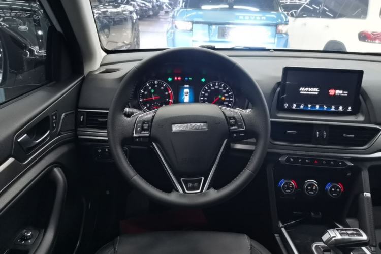 Used Haval H6 2021 Sport Edition 1.5T Automatic Elite Smart Connectivity Model U-Shape Grille Steering Wheel