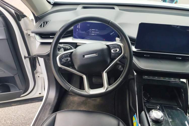 Used Haval H6 2021 3rd Generation 1.5T Automatic Two-Wheel Drive Max Steering Wheel