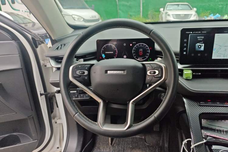 Used Haval H6 2021 3rd Generation 1.5T Automatic Two-Wheel Drive Max Steering Wheel