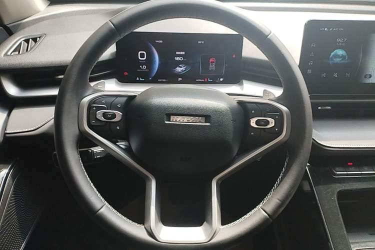 Used Haval H6 2021 3rd Generation 1.5T Automatic Two-Wheel Drive Pro Steering Wheel