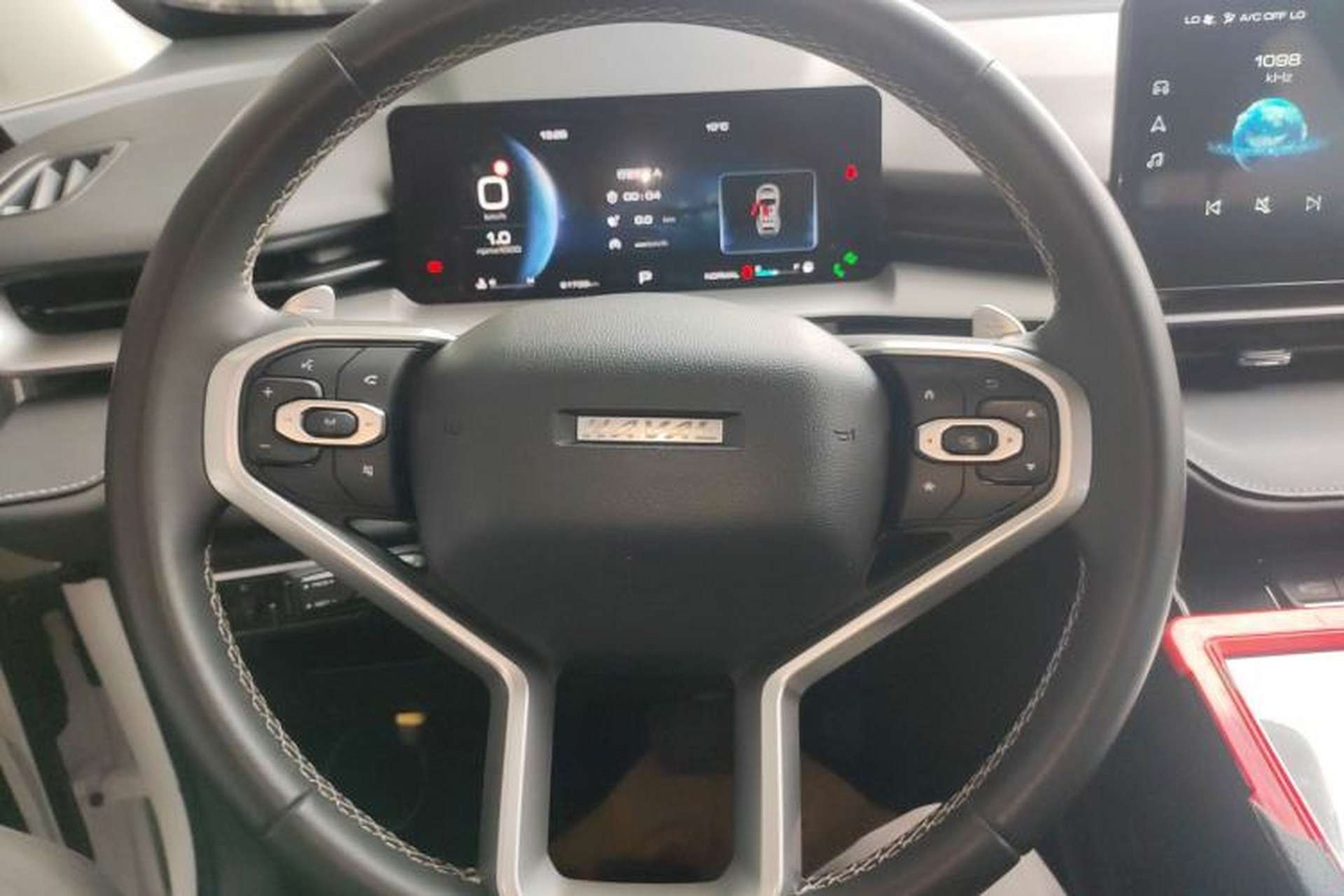 Used Haval H6 2021 3rd Generation 2.0T Automatic Two-Wheel Drive Max Steering Wheel