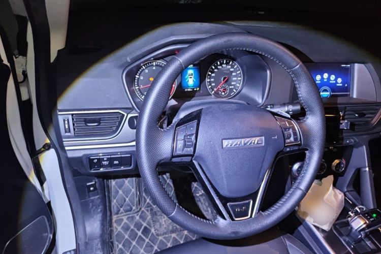 Used Haval H6 2021 Sport Edition 1.5T Automatic Elite Smart Connectivity Model with Hexagonal Grille Steering Wheel
