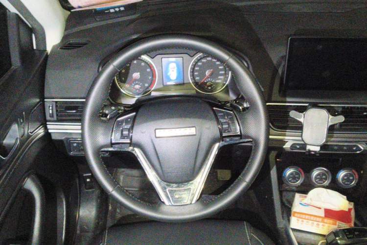 Used Haval H6 2021 Sport Edition 1.5T Automatic Elite Smart Connectivity Model U-Shape Grille Steering Wheel
