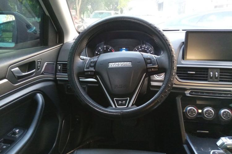 Used Haval H6 2021 Sport Edition 1.5T Automatic Elite Smart Connectivity Model with Hexagonal Grille Steering Wheel