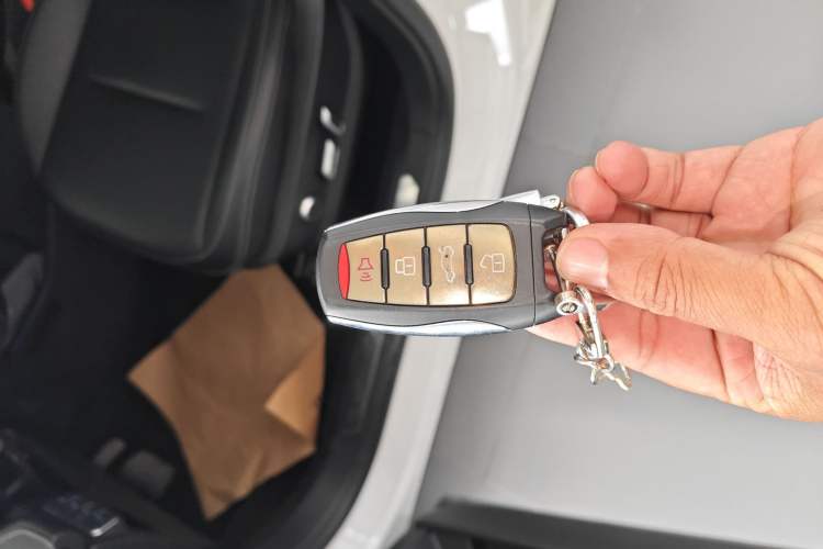 Used Haval H6 2021 3rd Generation 1.5T Automatic Two-Wheel-Drive Supreme Vehicle Key