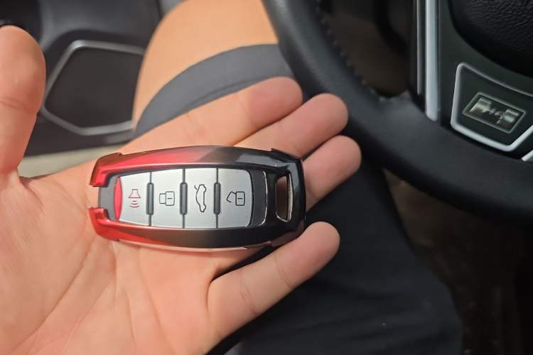 Used Haval H6 2021 Sport Edition 1.5T Automatic Elite Smart Connectivity Model U-Shape Grille Vehicle Key