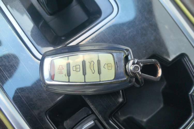 Used Haval H6 2021 Sport Edition 1.5T Automatic Elite Smart Connectivity Model U-Shape Grille Vehicle Key
