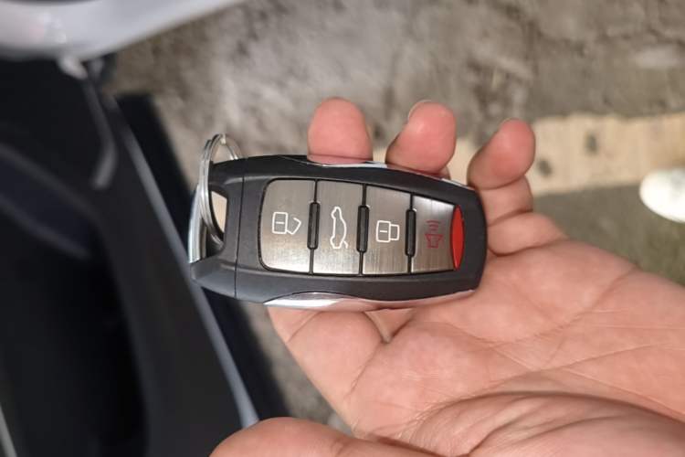 Used Haval H6 2021 National Trend Edition 1.5T Automatic Champion Version Vehicle Key