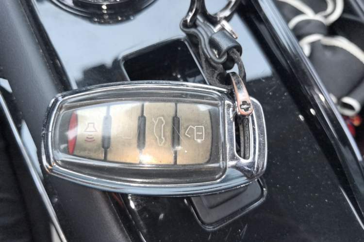 Used Haval H6 2021 3rd Generation 1.5T Automatic Two-Wheel-Drive Supreme Vehicle Key