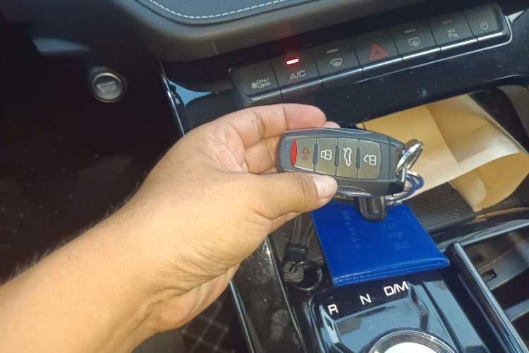 Used Haval H6 2021 3rd Generation 2.0T Automatic All-Wheel Drive Supreme Vehicle Key
