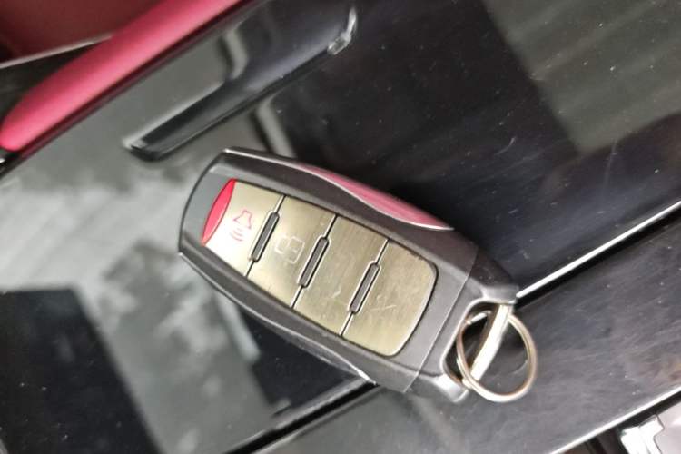 Used Haval H6 2021 3rd Generation 1.5T Automatic Two-Wheel-Drive Supreme Vehicle Key