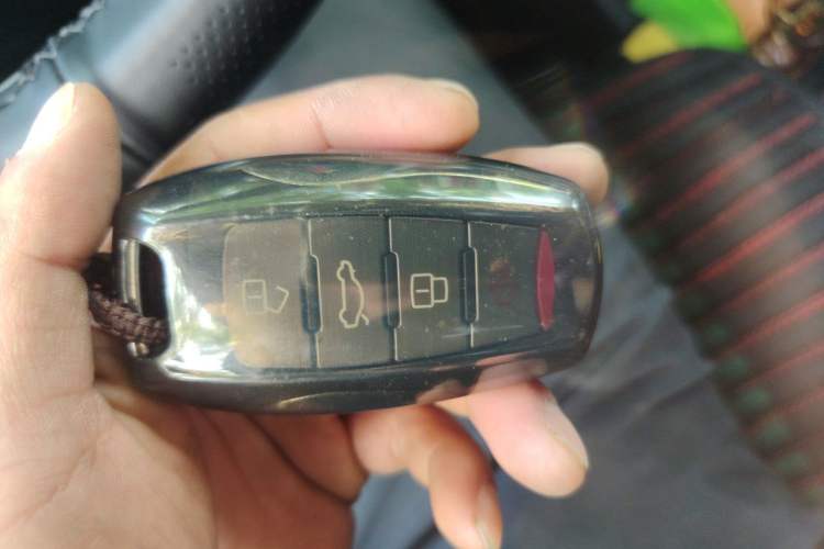 Used Haval H6 2021 3rd Generation 1.5T Automatic Two-Wheel Drive Pro Vehicle Key