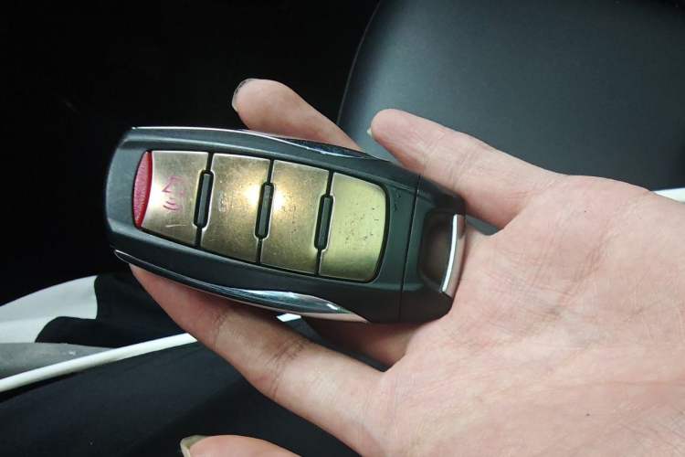 Used Haval H6 2021 3rd Generation 1.5T Automatic Two-Wheel Drive Max Vehicle Key