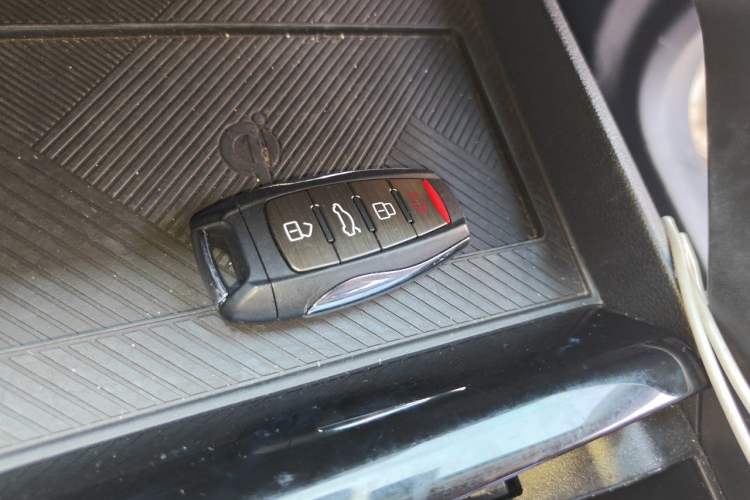 Used Haval H6 2021 3rd Generation 1.5T Automatic Two-Wheel Drive Max Vehicle Key