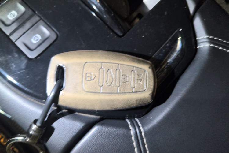Used Haval H6 2021 3rd Generation 1.5T Automatic Two-Wheel Drive Max Vehicle Key