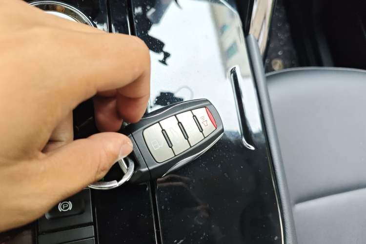 Used Haval H6 2021 3rd Generation 2.0T Automatic Two-Wheel Drive Max Vehicle Key