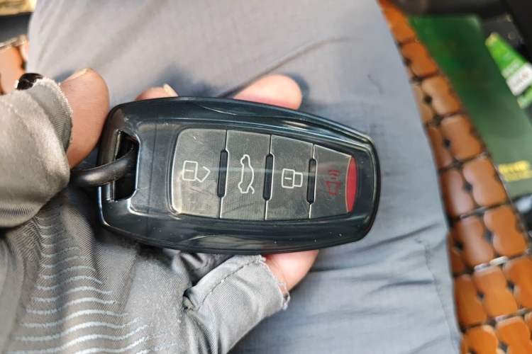 Used Haval H6 2021 3rd Generation 1.5T Automatic Two-Wheel Drive Pro Vehicle Key