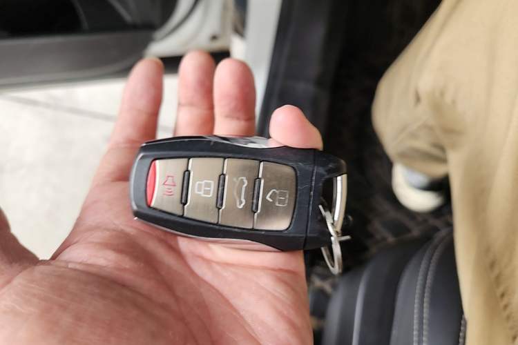Used Haval H6 2021 3rd Generation 1.5T Automatic Two-Wheel Drive Max Vehicle Key