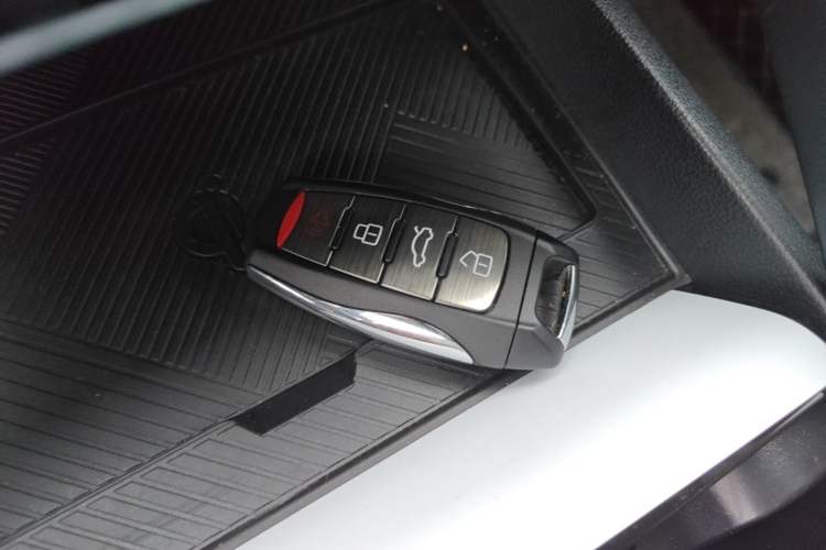 Used Haval H6 2021 3rd Generation 2.0T Automatic Two-Wheel Drive Max Vehicle Key