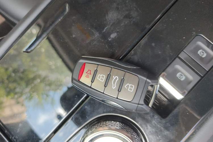 Used Haval H6 2021 3rd Generation 1.5T Automatic Two-Wheel Drive Max Vehicle Key